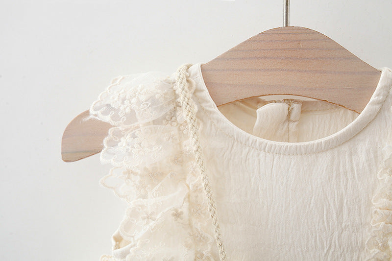 Vestido beige más carterita, moños 2067