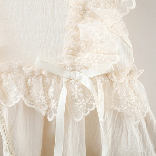 Vestido beige más carterita, moños 2067