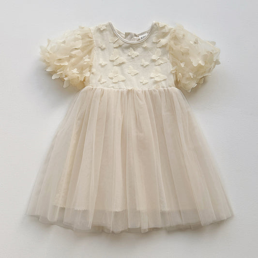 Vestido beige con manguitas y detalles en mariposas 3D🦋 2068