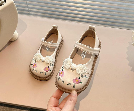 Calzado, zapatos beige con bordados🌸26023B