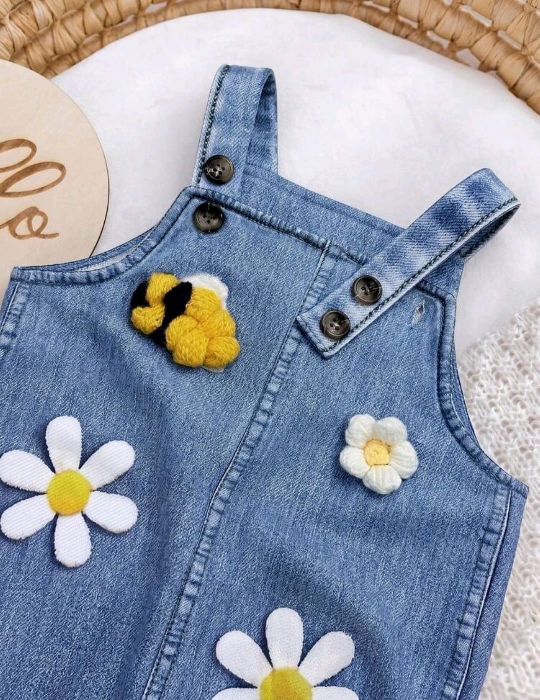 Jardinera con diseño de abejita, jardinerita 🐝🌼 3342