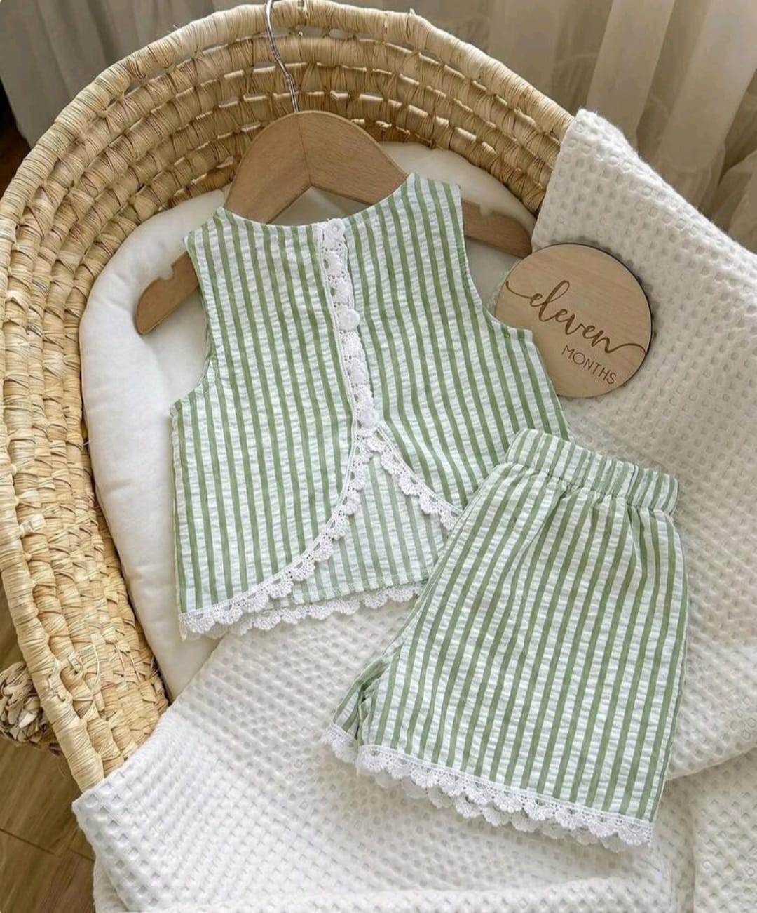 Conjunto blusa más short verde a rayas 💚 3411