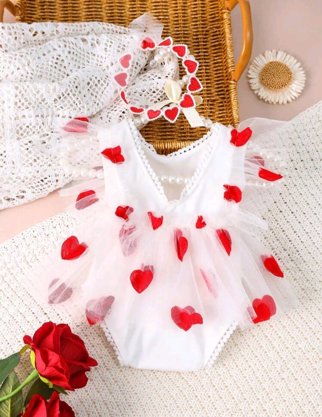 Vestibody blanco con corazones, san Valentín, RN ❤️ 3423