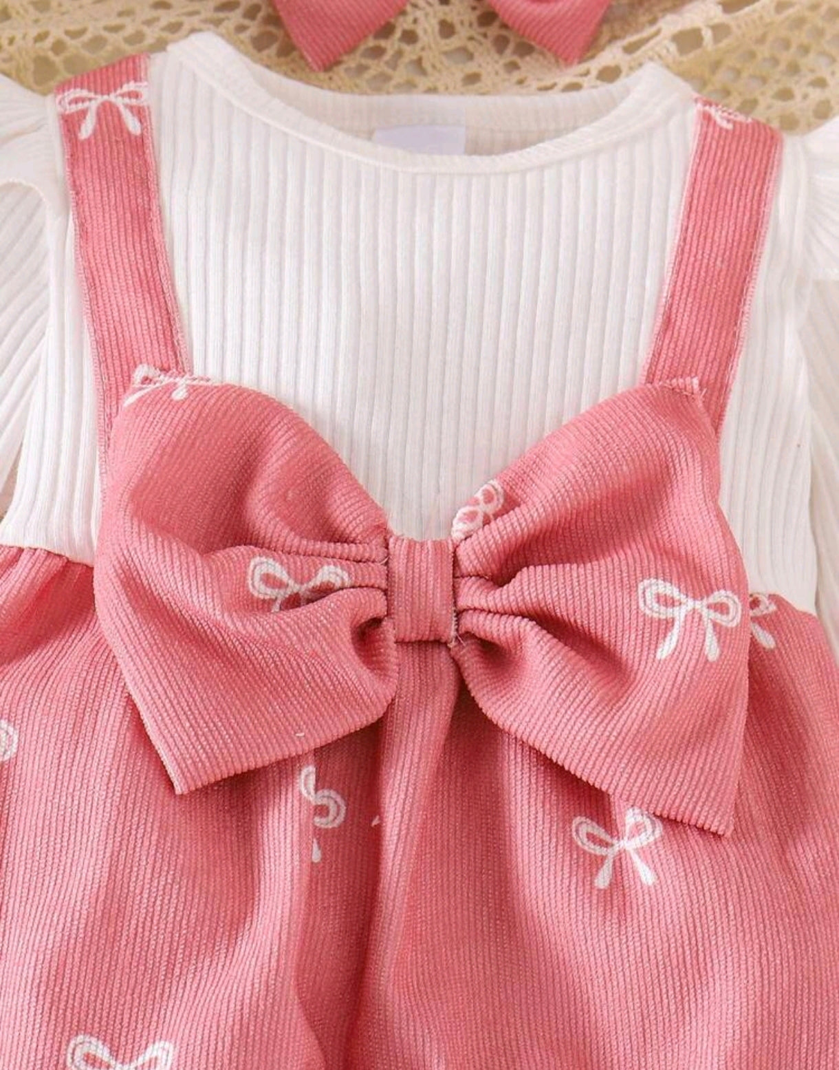 Jardinerita Mangas largas rosa, con detalles de moño, jardinera 🎀🩷 3215