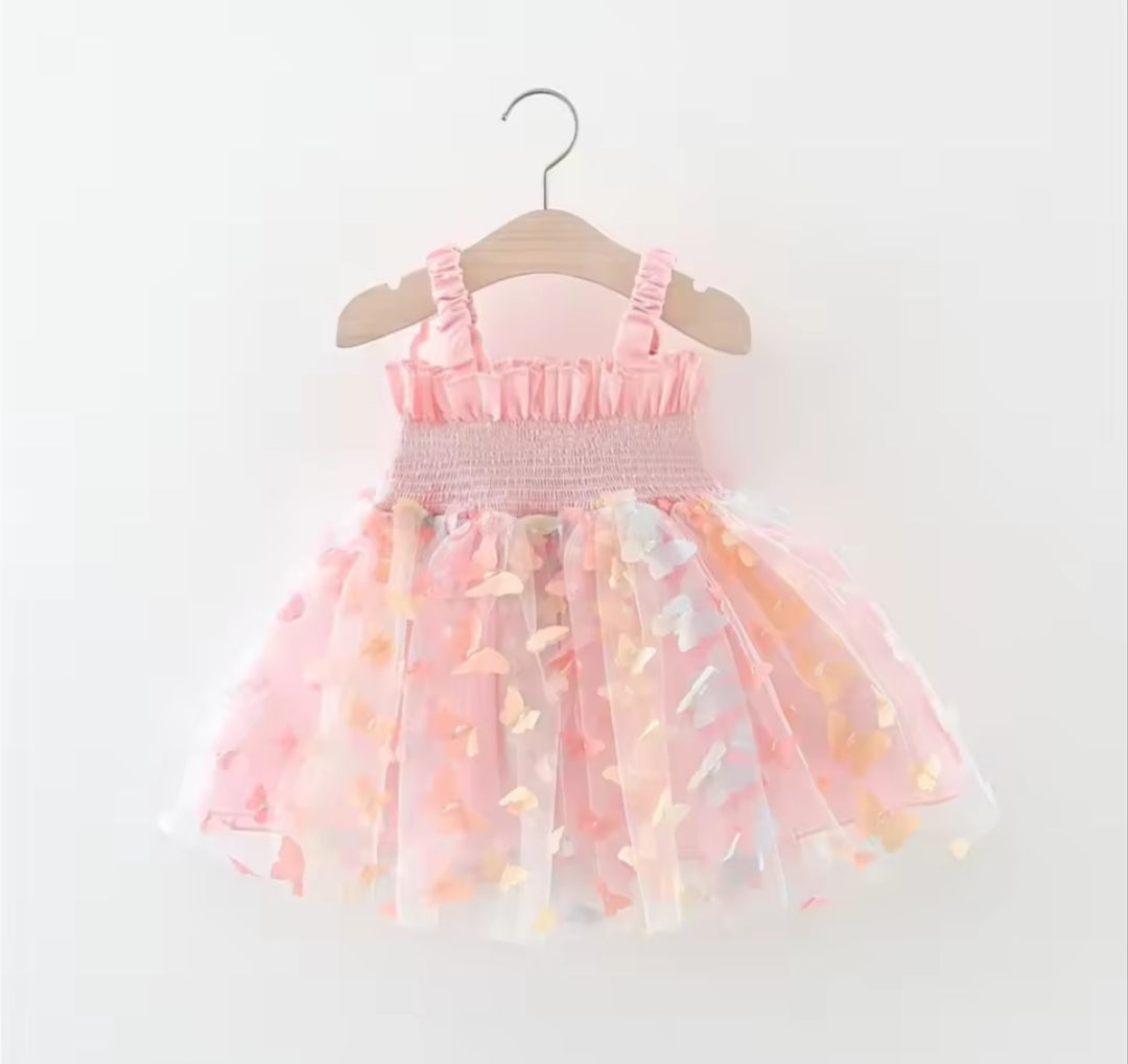 Vestido rosa con mariposas, arcoiris 🦋🩷 3401