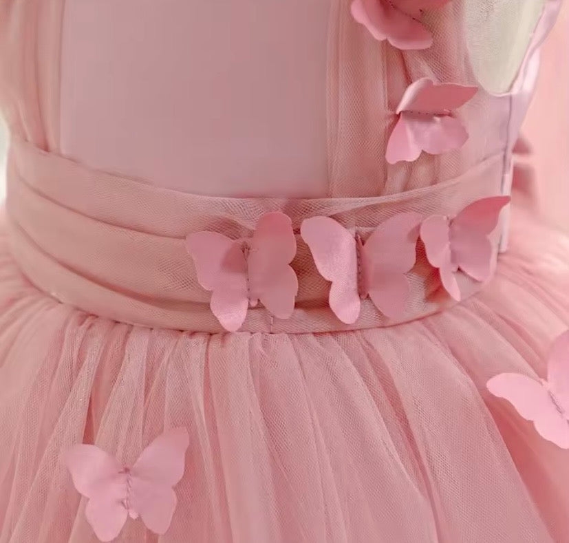 Vestido rosa vieja con mariposas, moño 🎀🩷🦋 3506