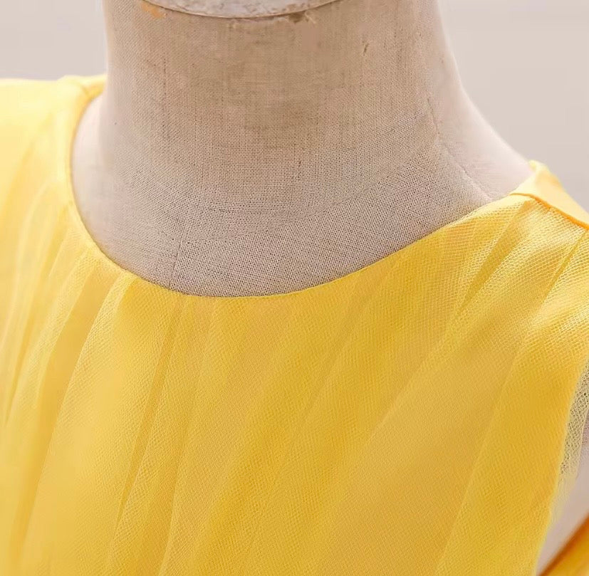 Vestido amarillo, brillos, abejita, abeja, 🐝 💛 3510