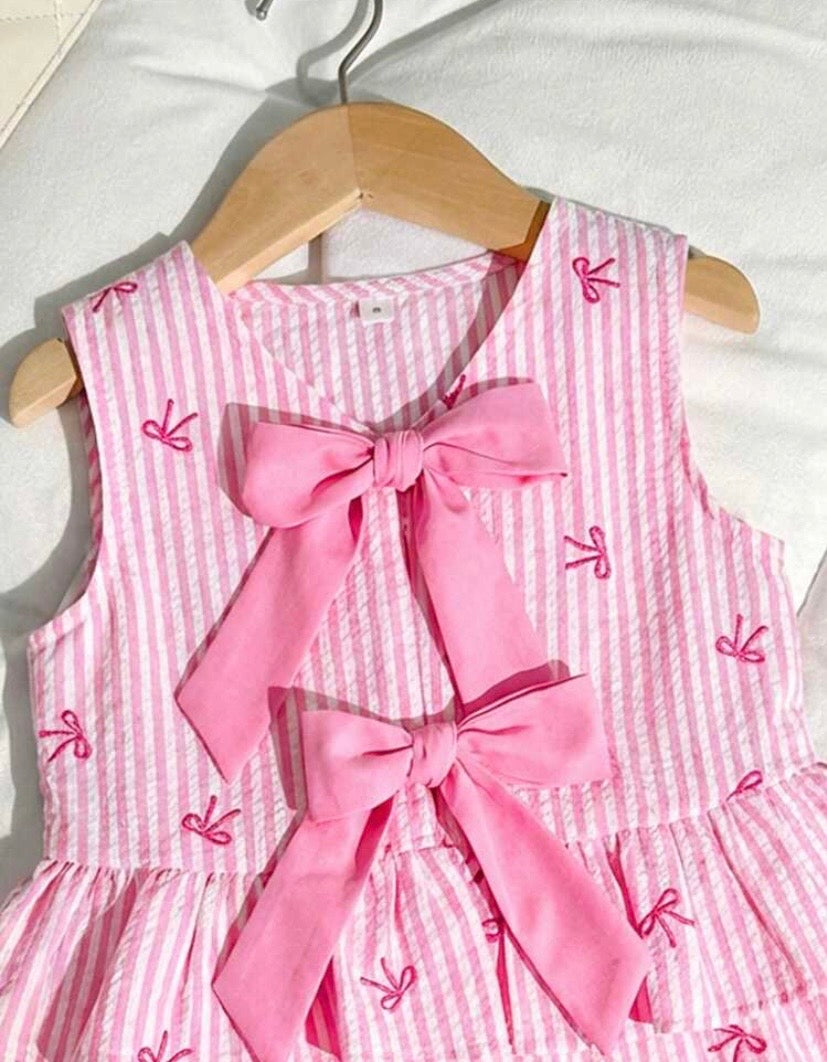 Conjunto 2 pcs blusa más short rosa, moños 🎀 3524