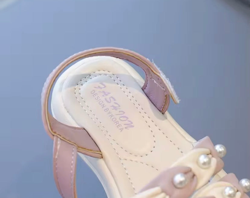 Sandalia beige con lila, con perlas ✨ 006L
