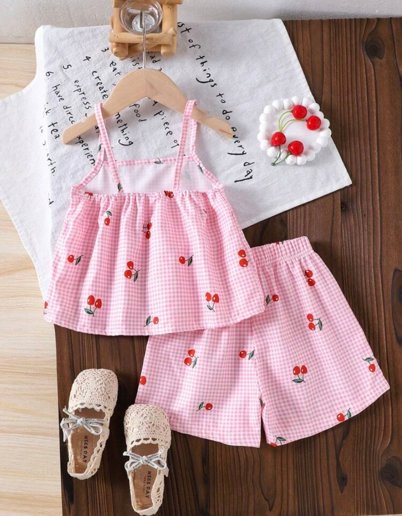 Conjunto blusita más short rosa a rayas con detalles de cerezas 🍒🩷 3579