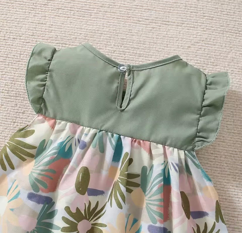 Vestido verde más sombrero 👒💚3607
