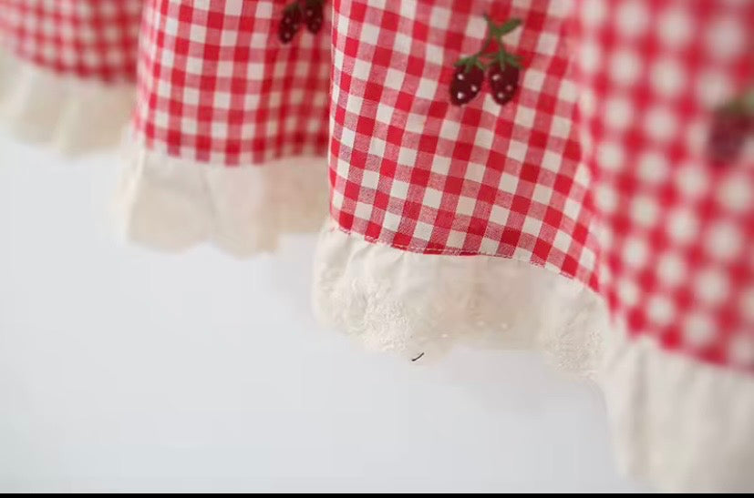 Vestido rojo, frutilla, frutillita  ❤️🍓3619