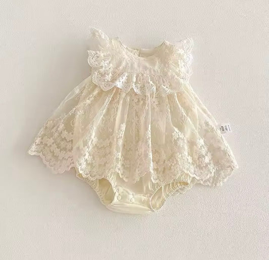 Vestibody beige, encaje, moño 🤎 3625