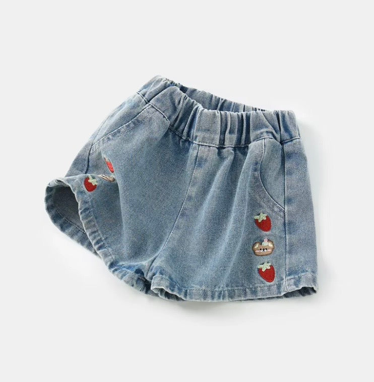 Short de jeans con detalles 🧸🍓 3632