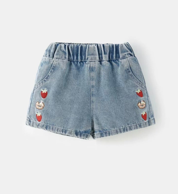 Short de jeans con detalles 🧸🍓 3632