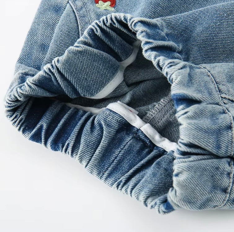 Short de jeans con detalles 🧸🍓 3632