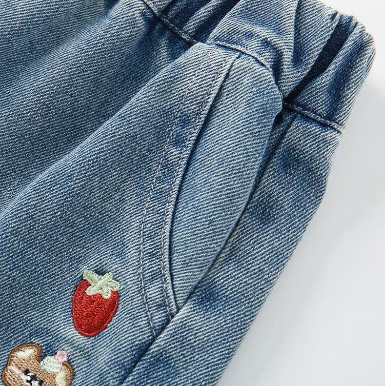 Short de jeans con detalles 🧸🍓 3632