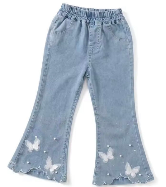 Pantalón de jeans con detalles de mariposas 🦋💙 3645