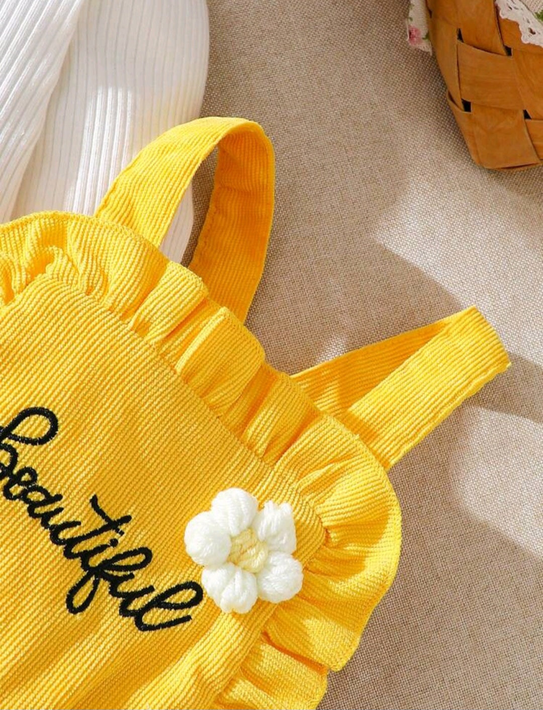 Conjunto jardinera más básica mangas largas, abejita🐝💛1012