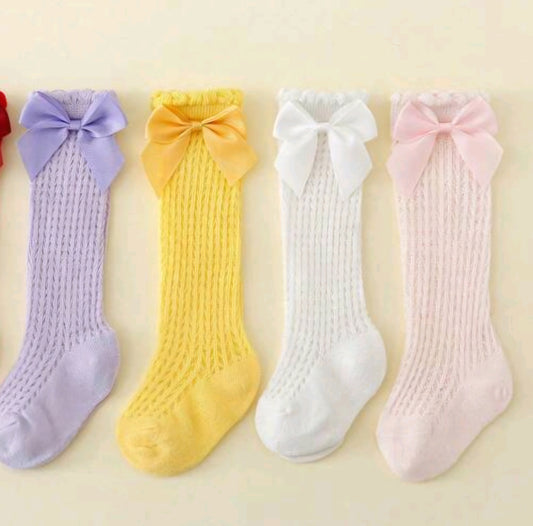 Media bucanera, blanco, amarillo, lila, rosa