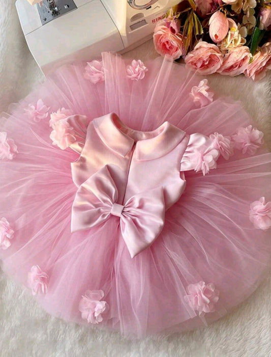 Vestido Rosa, flores, manga