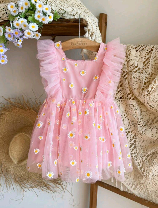 Vestido Rosa con margaritas, sesión precumple, cumpleaños