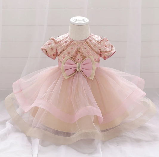 Vestido Rosa, Brillos, Manga