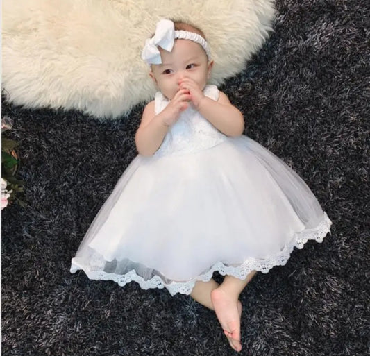 Vestido Blanco, Bautismo, Cortejo