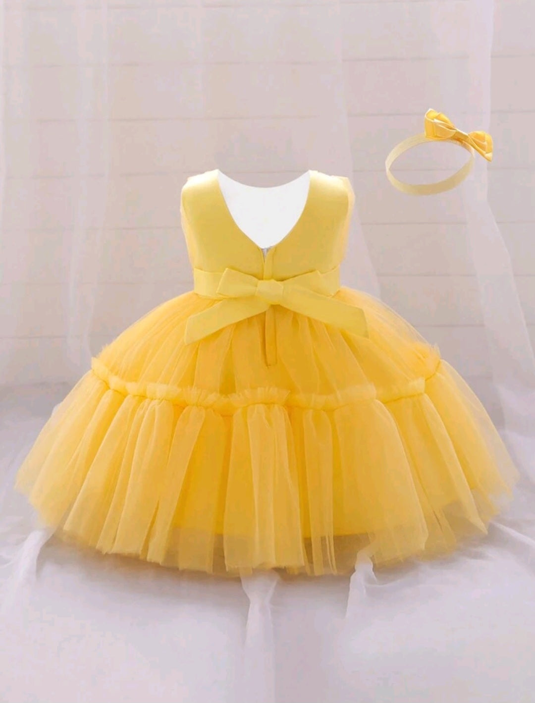 Vestido Amarillo más vincha, abejita 🐝💛 Cod. 1011