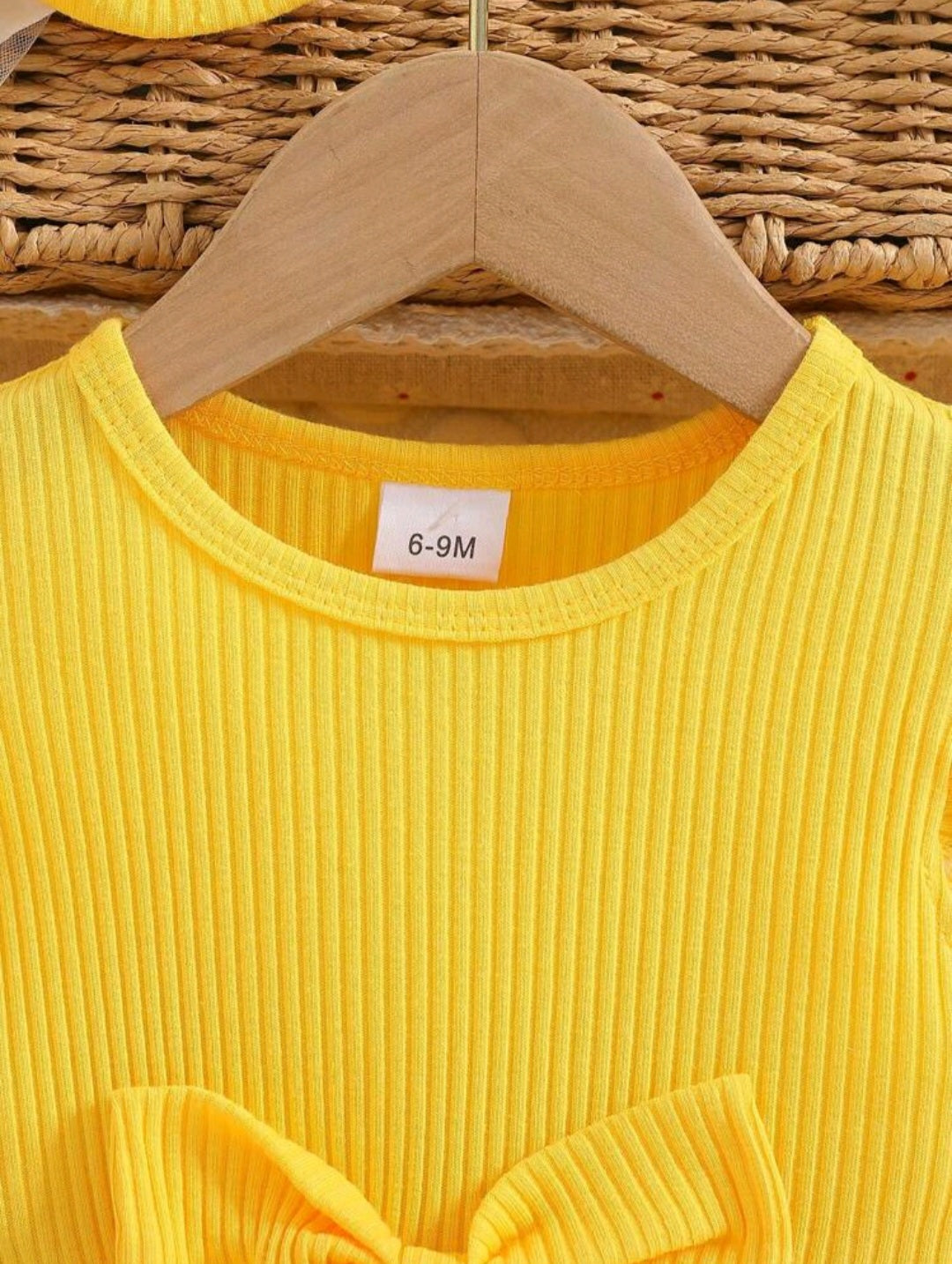 Vestido Amarillo de margaritas más vincha🌼 abejita🐝1075