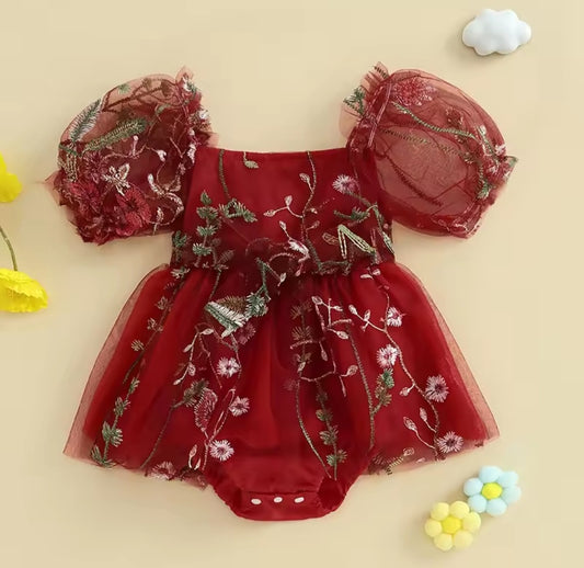 Vestibody rojo con diseños florales🧑‍🎄🍒1346