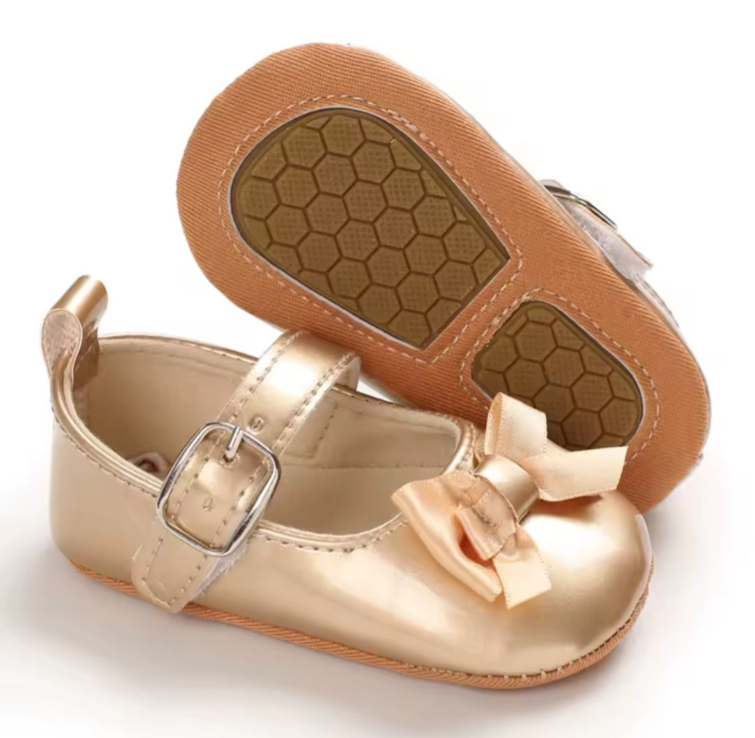 Zapatito, Calzado en dorado 0 hasta 18meses🌟1525