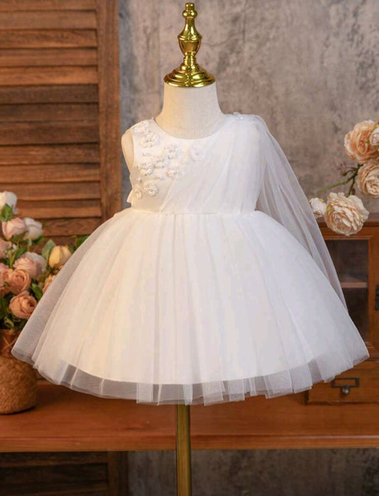 Vestido Blanco Elegante para Bautismo con detalle de flores y tull🤍✨ 1550