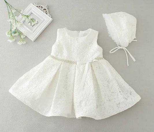 Vestido blanco con detalles bordado, con gorrito, brillos, perlas, perlitas, bautismo, cortejo 🤍✨3370