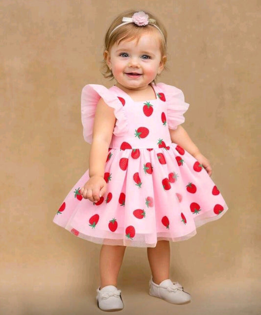 Vestido Rosa con frutillitas 🍓♥️1594