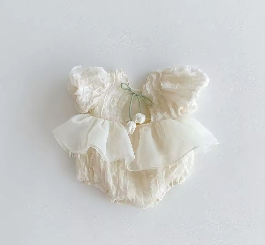 Mameluco beige, sesión de fotos 🎀 1649