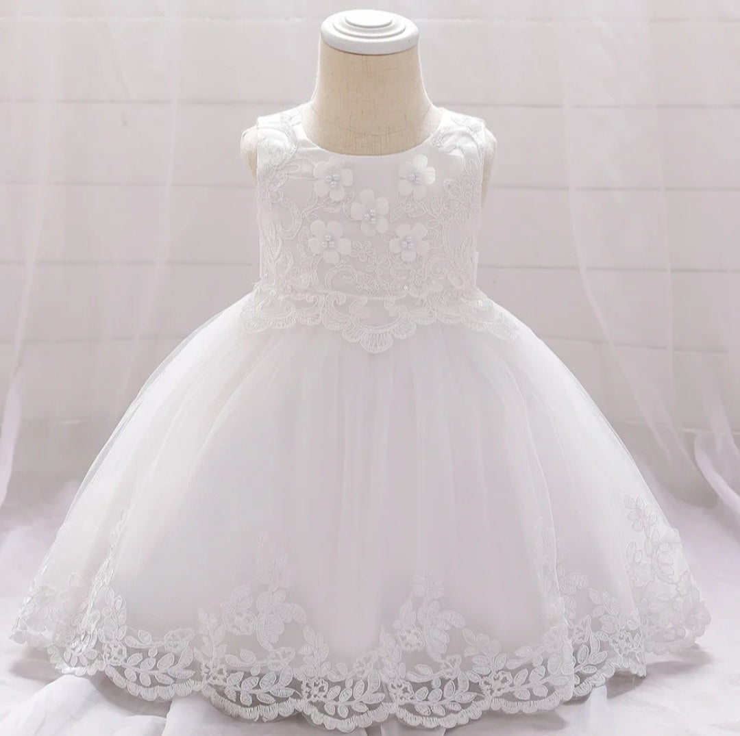 Vestido Blanco con flores y encaje🤍1740B