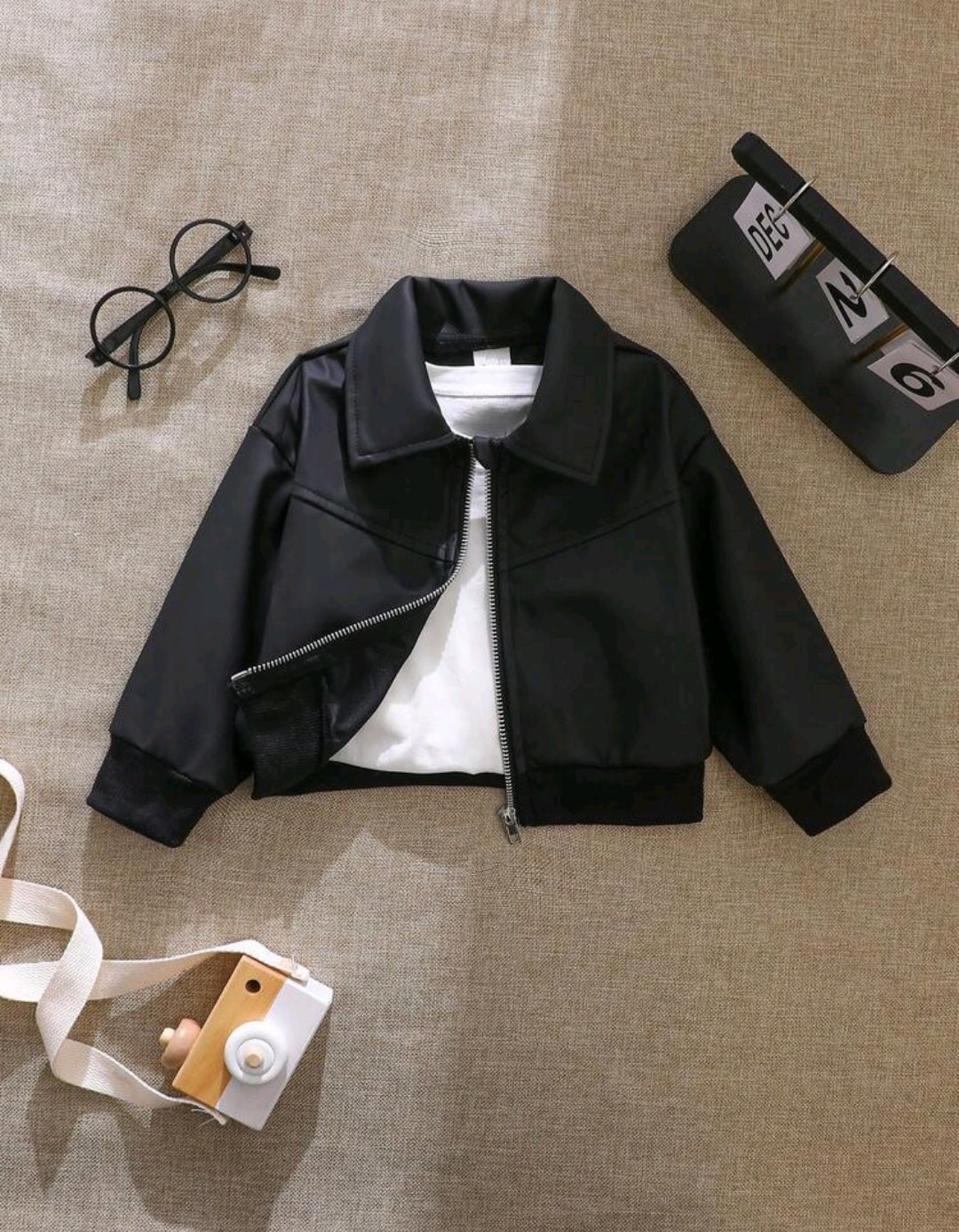 Camperita de cuerina negro🖤 2568