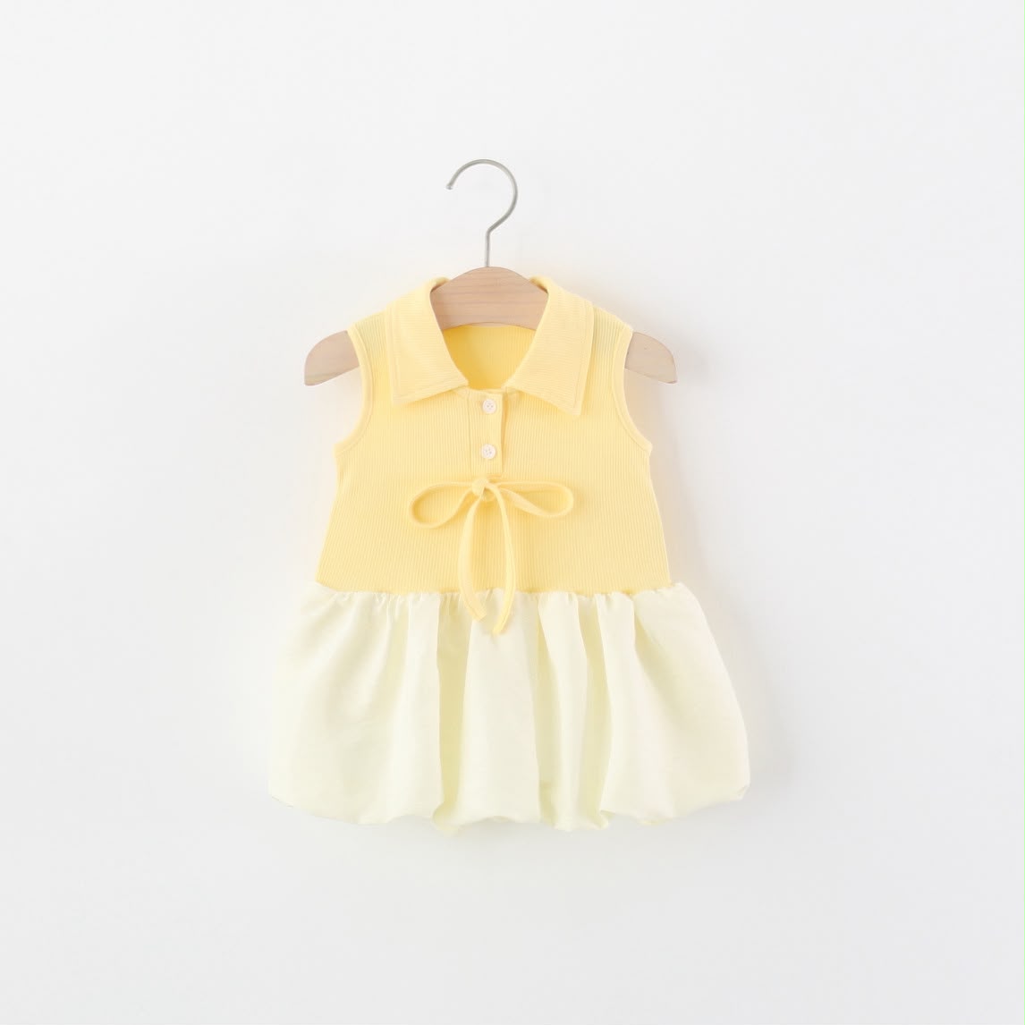 Vestido amarillo con bolados 💛🤍 3663