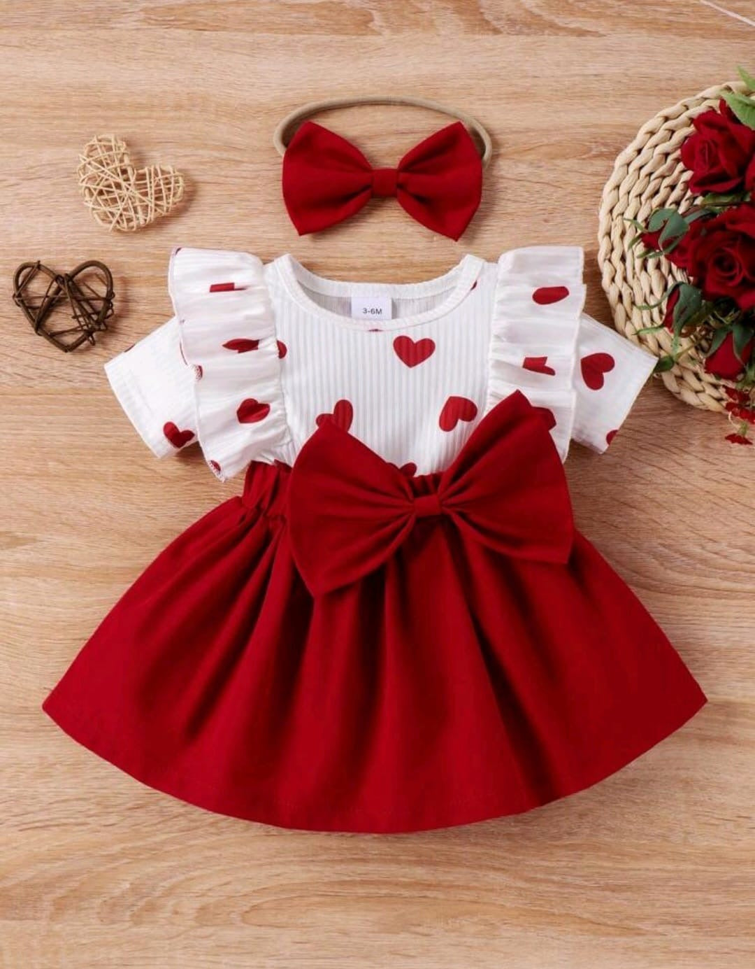 Vestido, blanco con bordó, corazones♥️3383